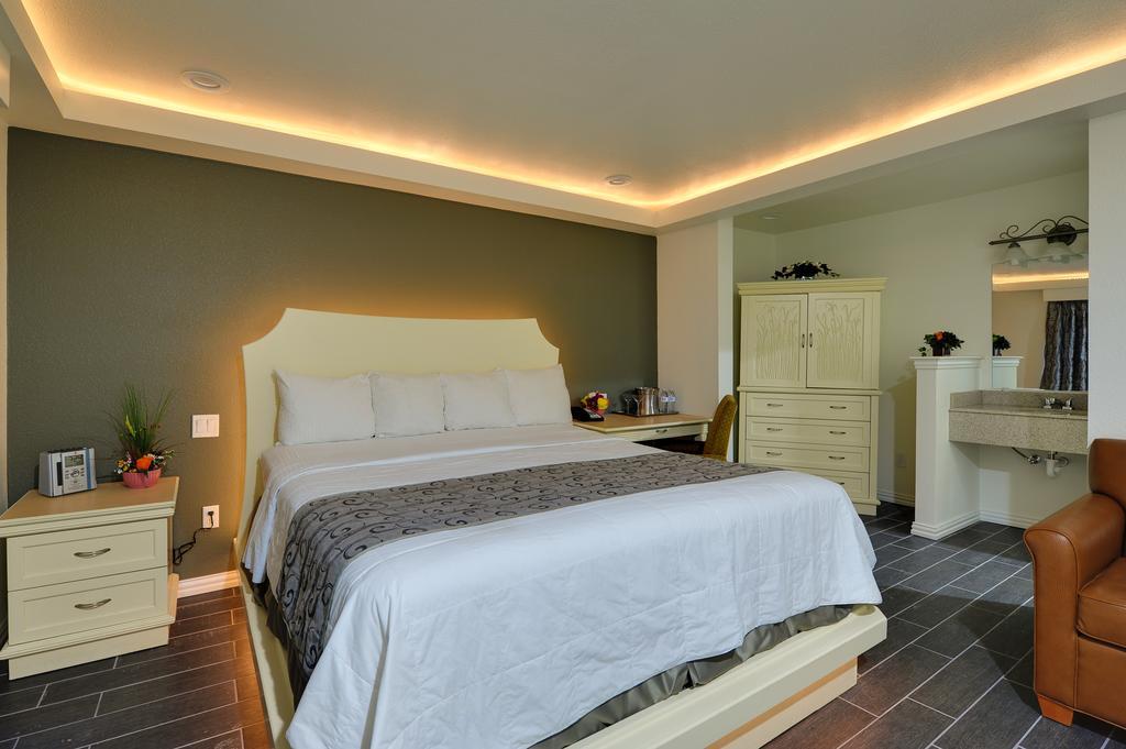 Romantic Inn & Suites Dallas Ruang foto